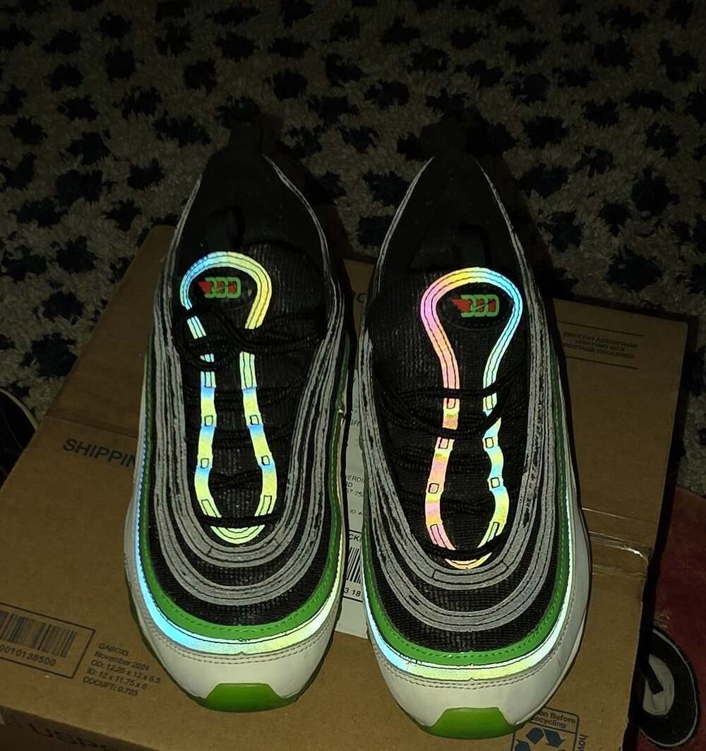 Nike Air Max 97 City Pride Dallas Size 6.5Y Black Green Sneakers CI4427-001